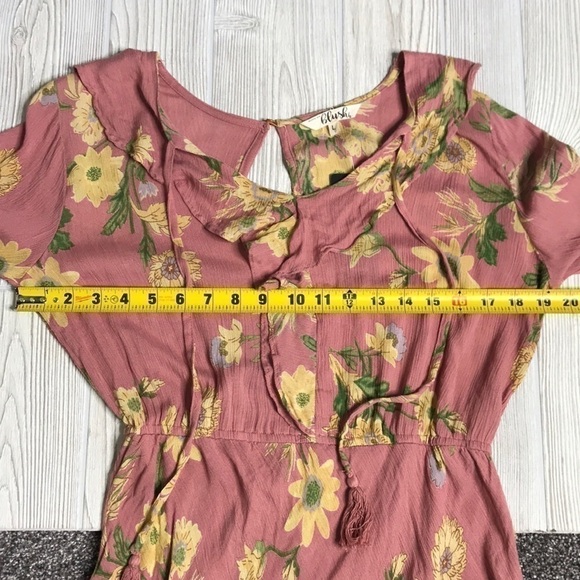 Hint of Blush Pink Floral Long Sleeve Dress NWT Large - Picture 9 of 10